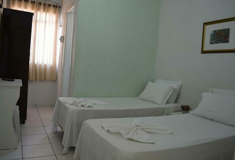 غرفة قياسية, Confort Maringá