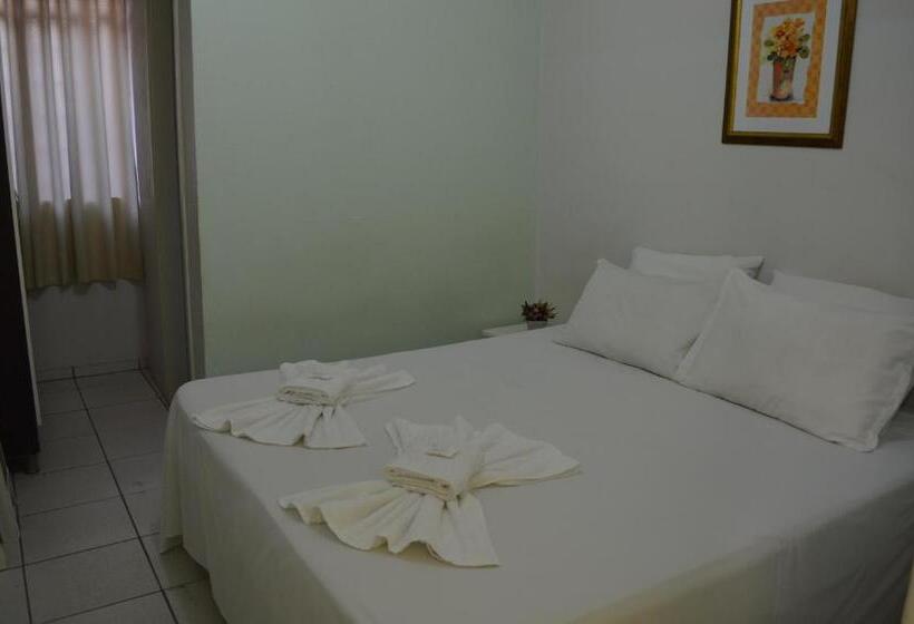 غرفة قياسية, Confort Maringá