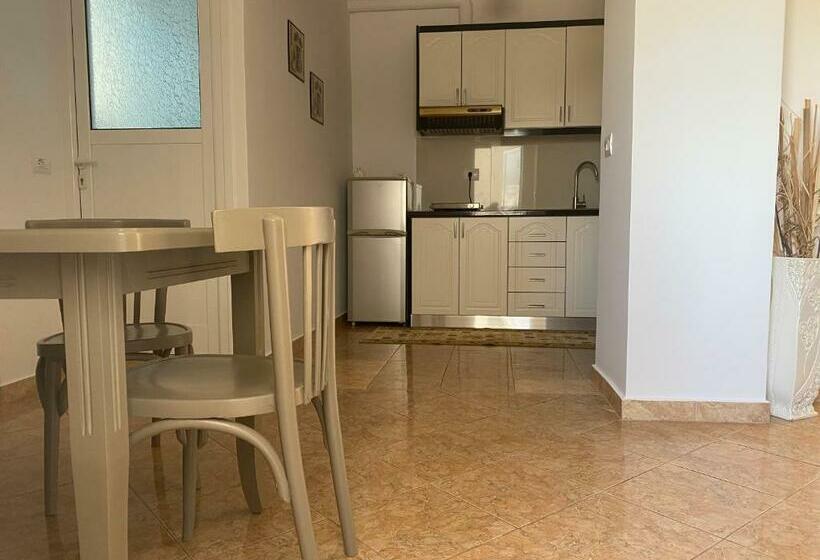 آپارتمان 1 خوابه, Villa White