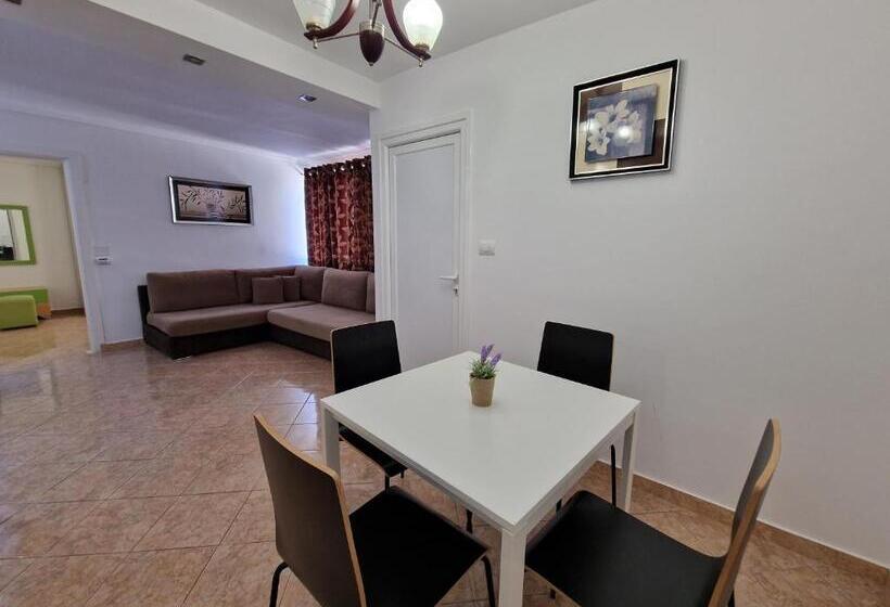 آپارتمان 1 خوابه, Villa White