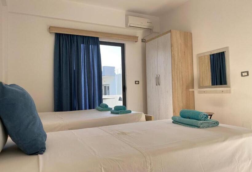 استودیو استاندارد با بالکن, Villa White