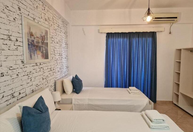 استودیو استاندارد با بالکن, Villa White