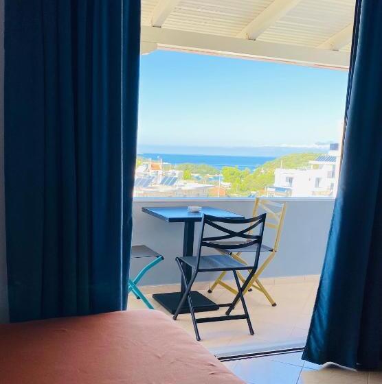 آپارتمان 1 خوابه با بالکن و چشم‌انداز دریا, Villa White