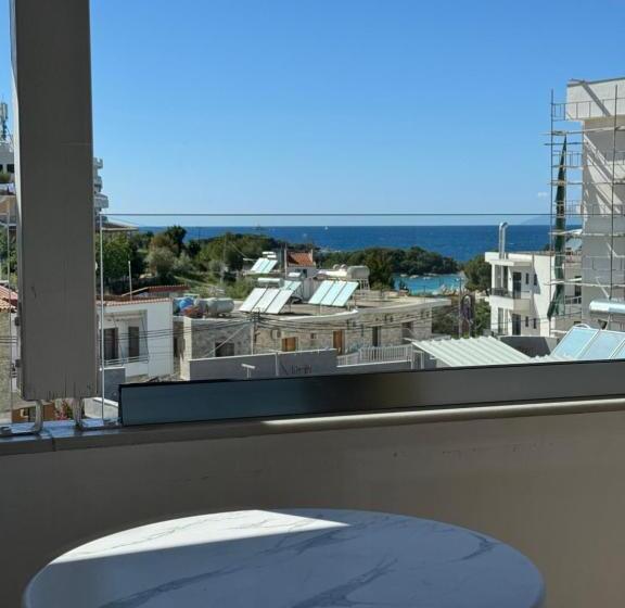 آپارتمان 1 خوابه با بالکن و چشم‌انداز دریا, Villa White