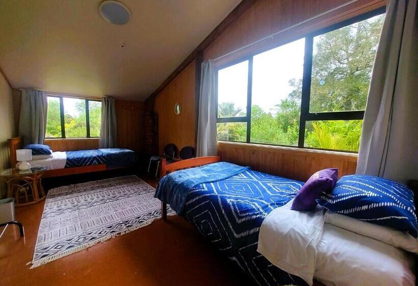 스탠다드 룸 공동 욕실, Kawai Purapura Yoga Retreat Centre