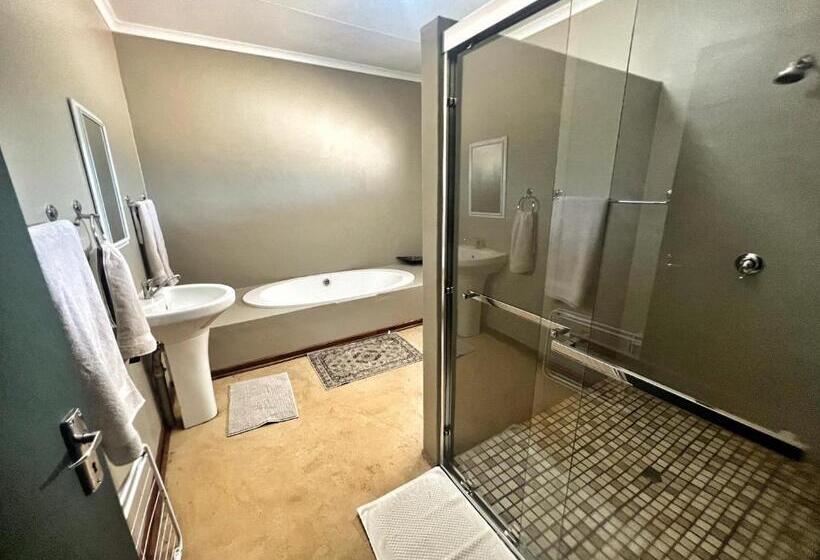 חדר סטנדרט נוף לאגם, Lake Grappa Guestfarm