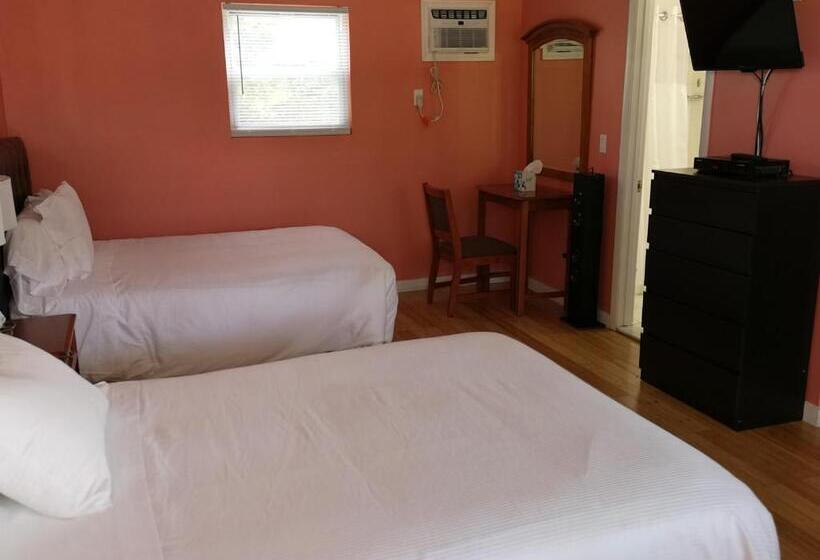 חדר דלוקס, Baywatch Hotel & Marina