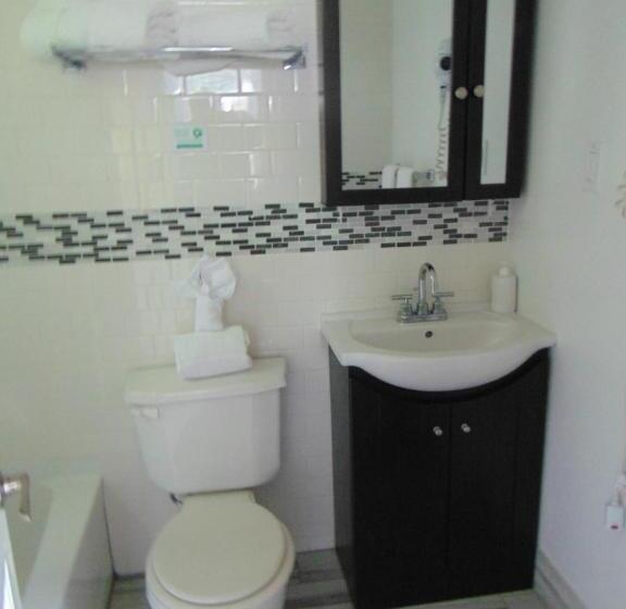 בונגלו סטנדרט עם נוף לגינה, Baywatch Hotel & Marina