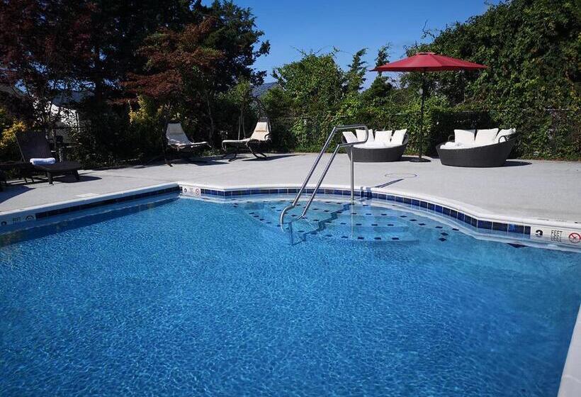 חדר דלוקס, Baywatch Hotel & Marina