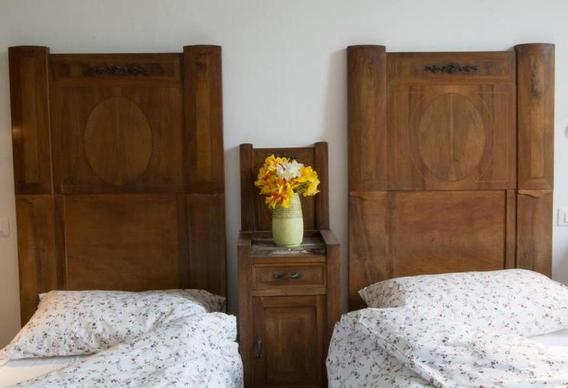 غرفة قياسية, La Casa Dei Lumi