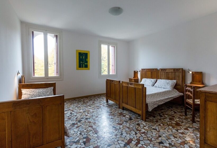 غرفة قياسية مزوَّدة بشُرفة, La Casa Dei Lumi