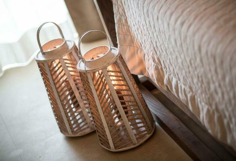 חדר דלוקס עם מרפסת, Le Scuderie  Castello Monaci