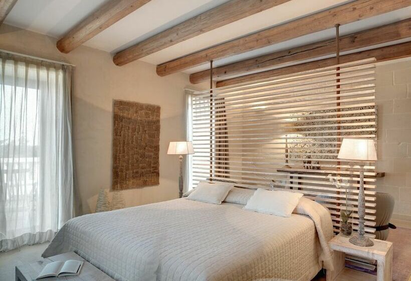 חדר דלוקס נוף לגינה, Le Scuderie  Castello Monaci