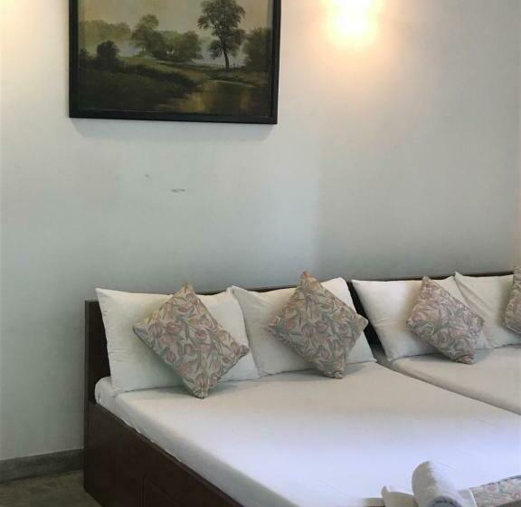 标准间, Rockydale Home Stay