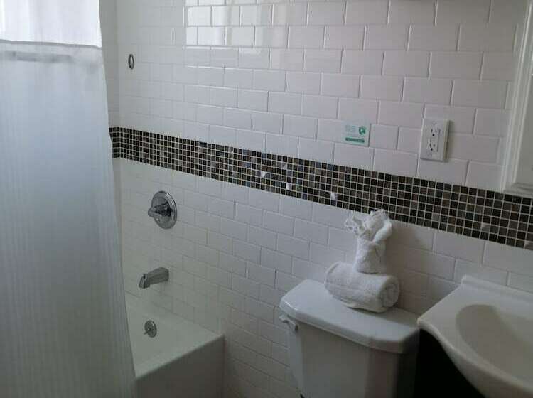 חדר סטנדרט, Baywatch Hotel & Marina