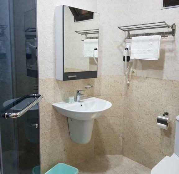 اتاق استاندارد با بالکن, Chero