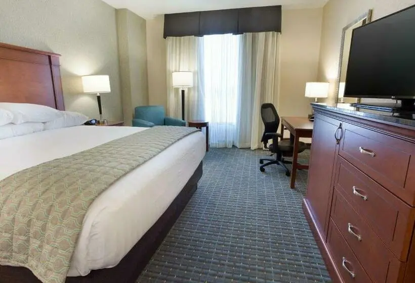 キングサイズベッドのデラックスルーム, Drury Inn & Suites Burlington