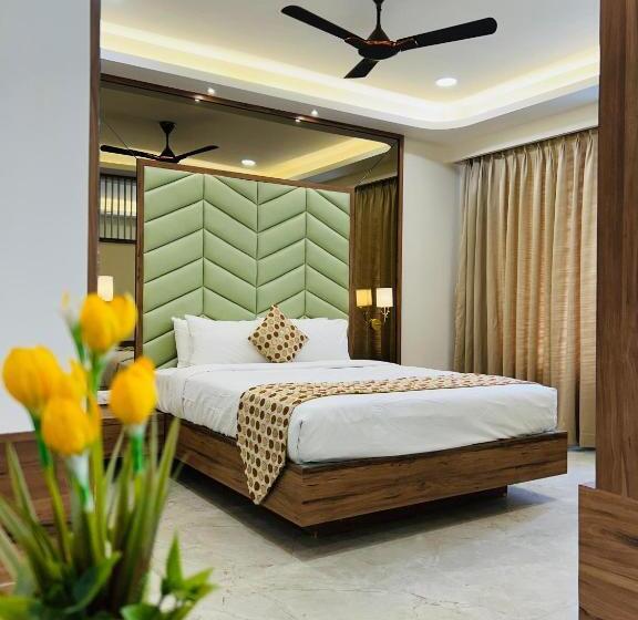 غرفة سوبيريور مطلة على الجبل, Grand Visava Lonavala