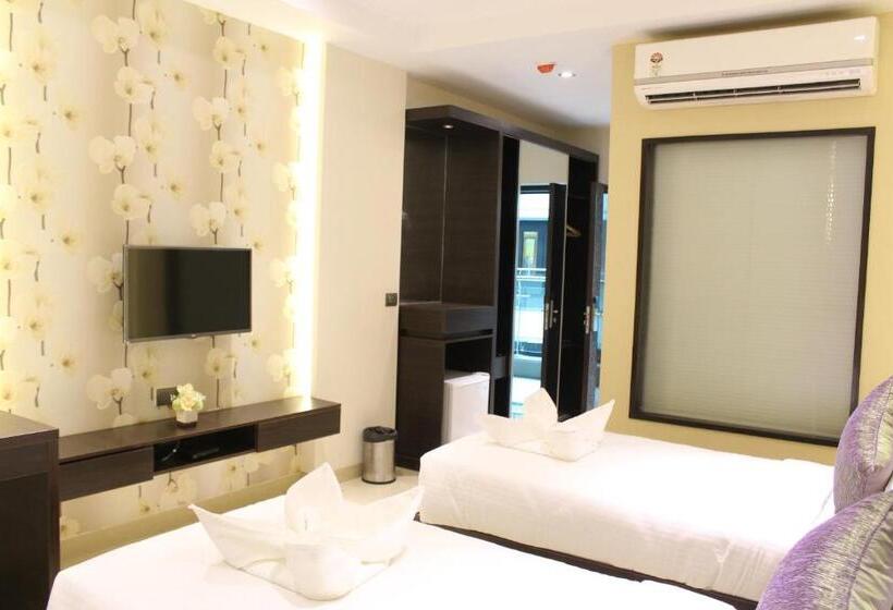 غرفة بريميوم, Grand Visava Lonavala