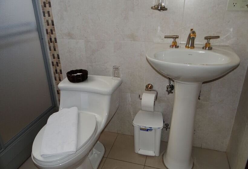 Четырехместный Номер Стандарт, Hostería Imperio Real