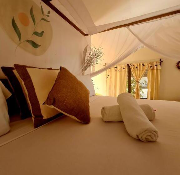 디럭스 룸 바다 전망, Kinazi Upepo Beach Eco Lodge