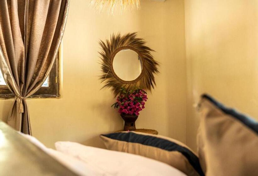 디럭스 룸 바다 전망, Kinazi Upepo Beach Eco Lodge