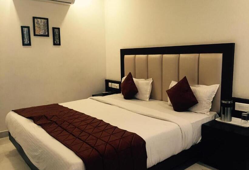 Стандартный Номер Кровать Кинг, The Onix