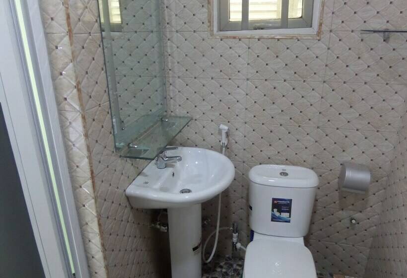 Standard Room, Vine Apartments & Resort