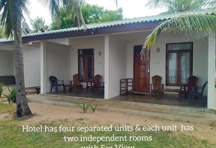اتاق استاندارد یک نفره با چشم‌انداز دریا, Pearl Oceanic Resort   Trincomalee