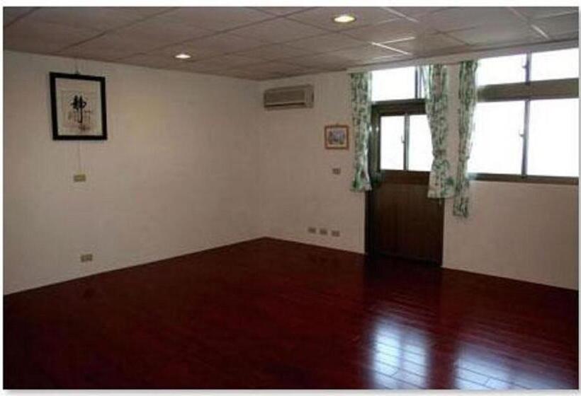 اتاق استاندارد با سرویس بهداشتی مشترک, H& 九份 緣憶 L 近老街