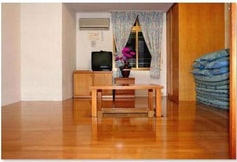 اتاق خانوادگی با سرویس بهداشتی مشترک, H& 九份 緣憶 L 近老街