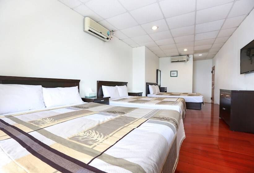 اتاق خانوادگی با چشمانداز دریا, H& 九份 緣憶 L 近老街