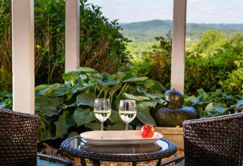 キングサイズベッドのスイートルーム, Brierley Hill Bed & Breakfast