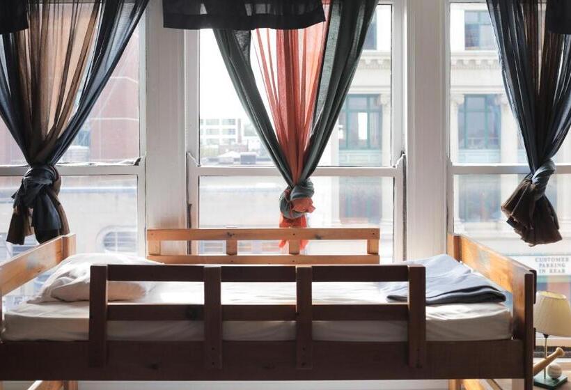 Кровать в Общей Комнате, Hostel Buffalo Niagara