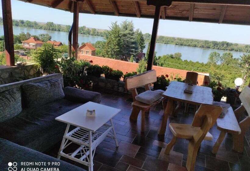 آپارتمان 1 خوابه با بالکن, Hostelche Guest House