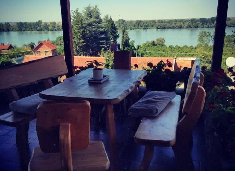آپارتمان 1 خوابه با بالکن, Hostelche Guest House