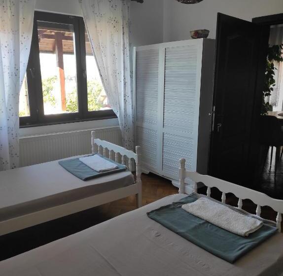 آپارتمان 1 خوابه با بالکن, Hostelche Guest House