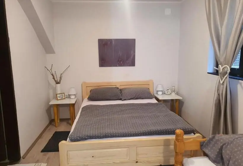 آپارتمان 1 خوابه, Hostelche Guest House