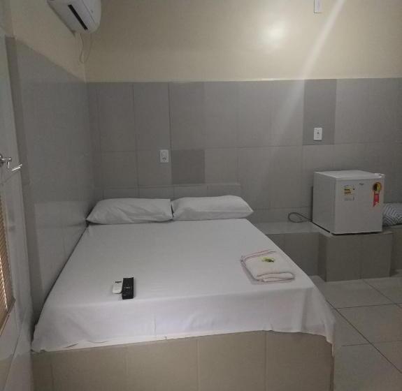 דירת חדר, Arahra