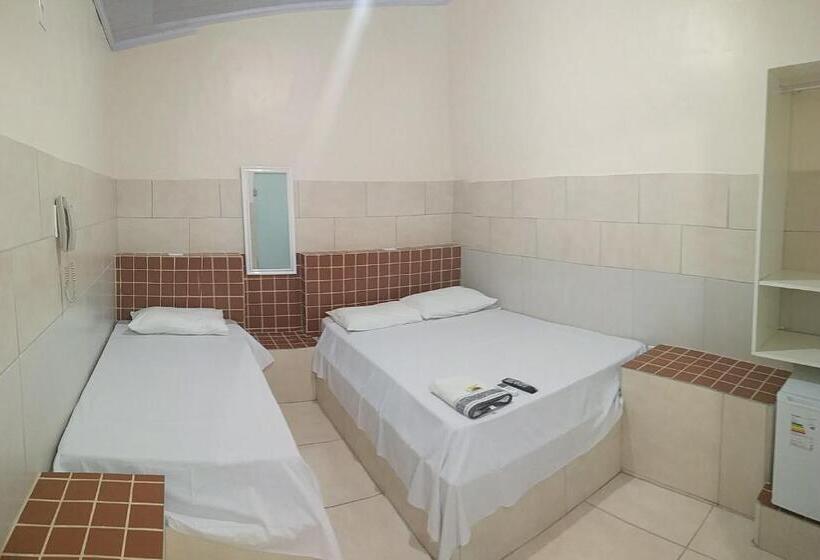 דירת חדר, Arahra