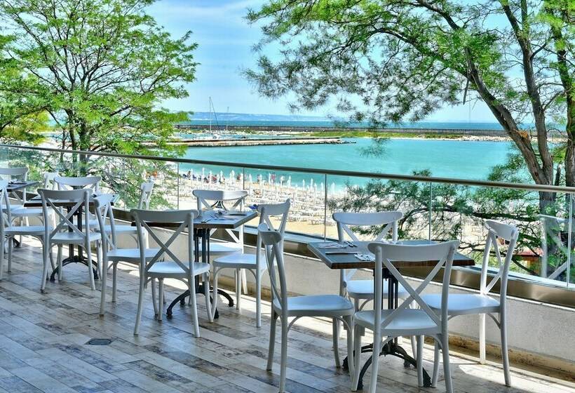 اتاق استاندارد با چشم‌انداز دریا, Grifid Encanto Beach Hotel   Wellness & Spa