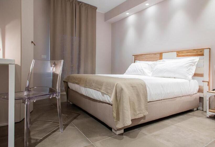 اتاق استاندارد, Mane Boutique
