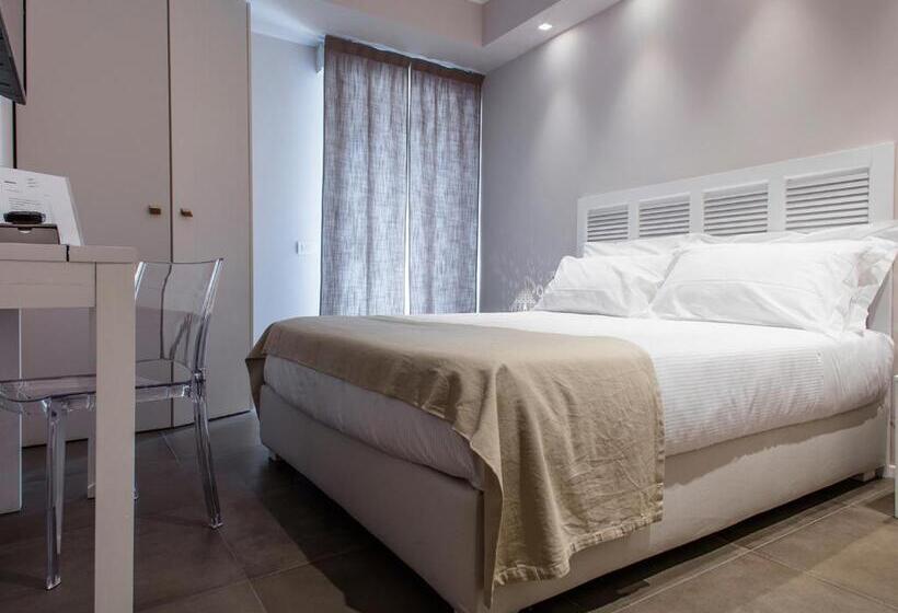 غرفة قياسية, Mane Boutique