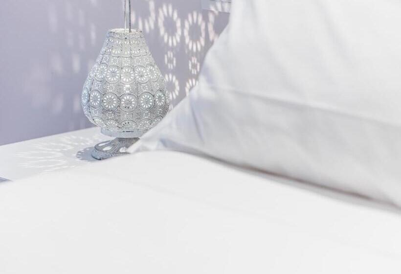 غرفة قياسية, Mane Boutique