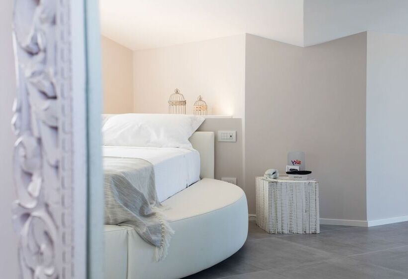 غرفة قياسية, Mane Boutique