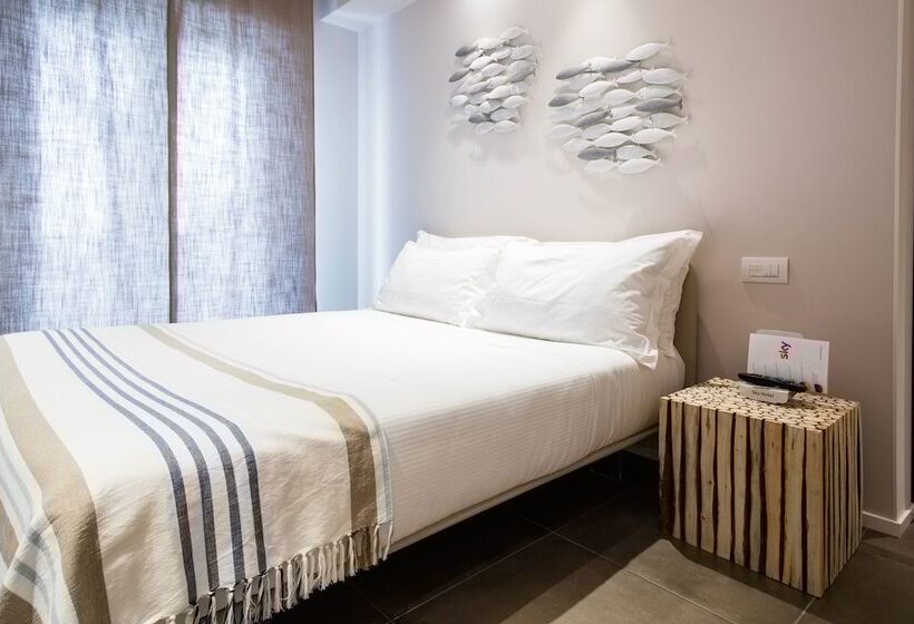 غرفة قياسية, Mane Boutique