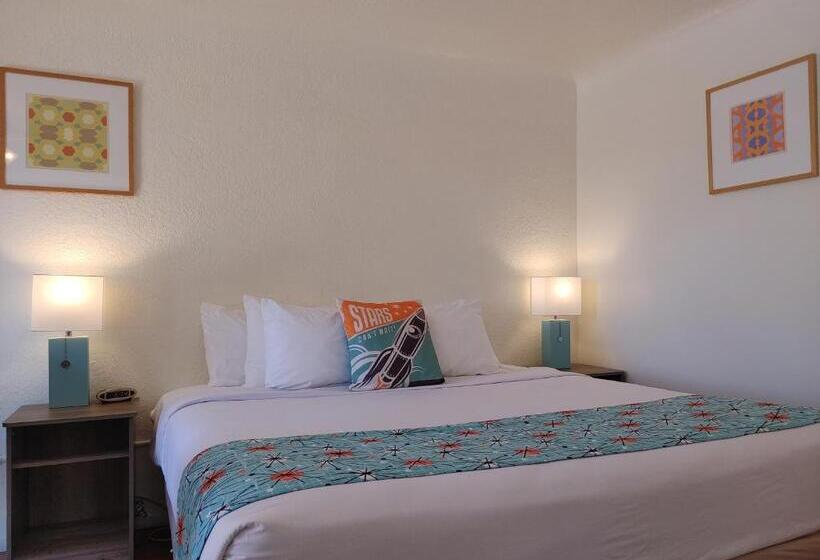 استودیو استاندارد با تخت کینگ, Rocket Inn