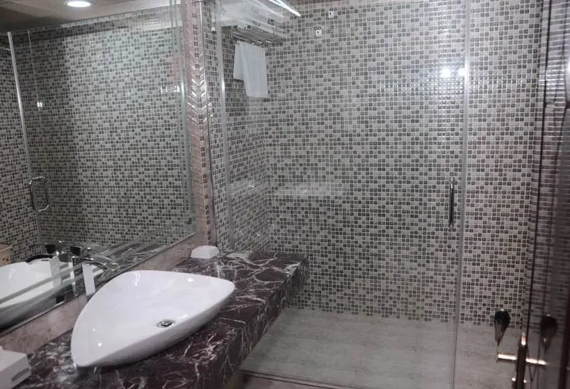 Habitació Deluxe, The Raso