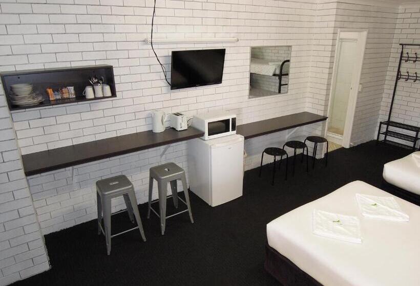 Standard-studio, Jackaroo Apartments