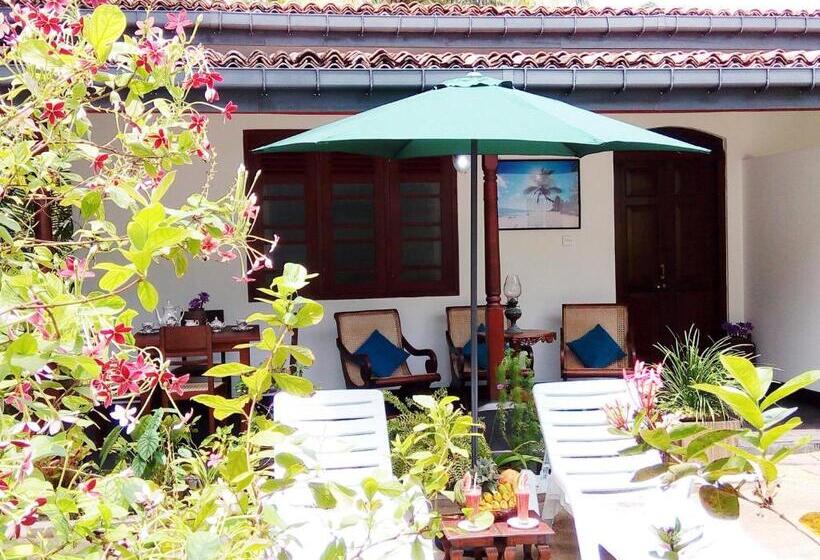 וילה דלוקס חדר שינה 1, Walauwa The Villa Ahungalla